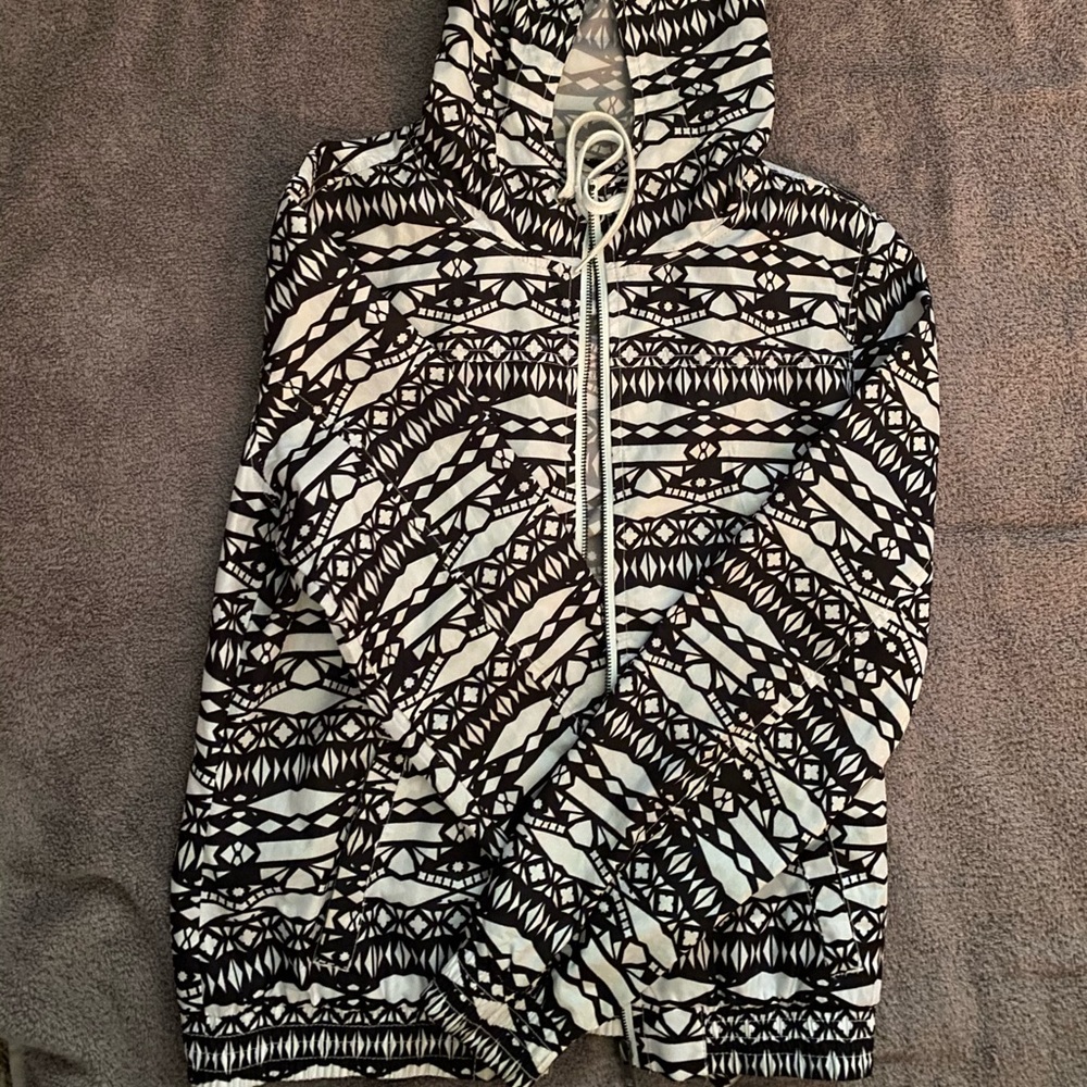 Zine Wind Breaker